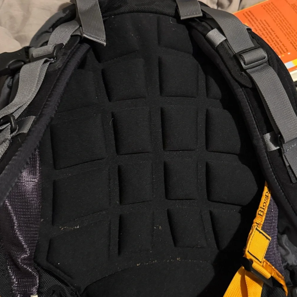 Marmot Glissade Hiking Trail Camping Backpack Orange Black Outdoor Cabincore L - Picture 7 of 12